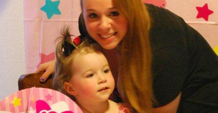 Zbog objave na Facebooku dobila otkaz prije nego što je i počela raditi