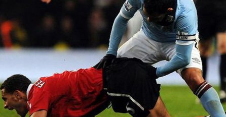 UHVAĆENI U PRAVOM TRENUTKU: 14 fotografija koje će vas nasmijati do suza!