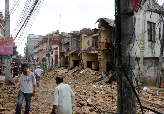 Tlo se ne smiruje: Snažni zemljotresi ponovo potresli Nepal