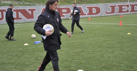 ZVANIČNO: Uščuplić više nije trener bordo tima, igrači kažnjeni zbog nezalaganja