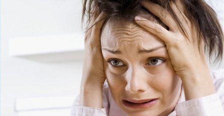 Objavio fotografiju na Instagramu, a onda ga je otac prebio, a porodica oduševljeno gledala