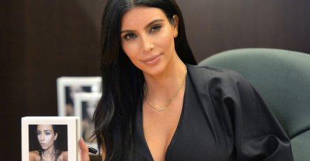 Žena koja je opsjednuta svojim likom!