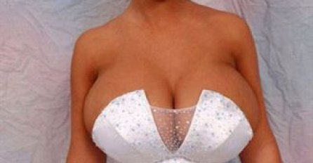 Mlade  koje izgledaju kao prostitutke!