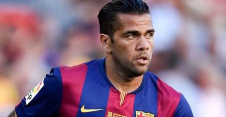 Dani Alves ipak ostaje u Barceloni