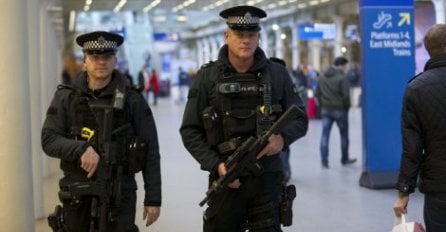 Britanska policija u proteklih godinu dana privela 338 osumnjičenih za terorizam