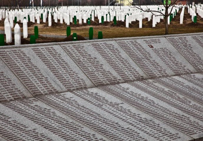 Iz Zagreba krenuo konvoj "Da se nikad ne zaboravi" za Srebrenicu
