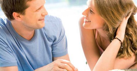Flertujte kao dama: Ovo su najbolji načini da mu pokažete da vam se dopada!