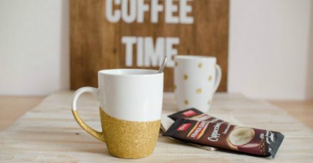 Napravite predivne svjetlucave šolje