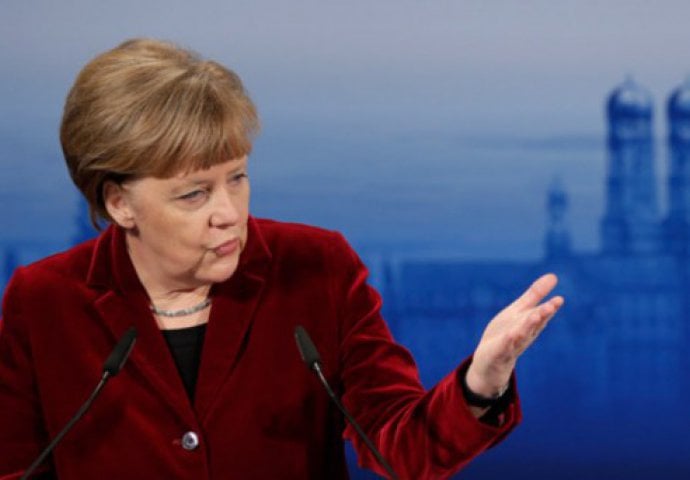 Merkel: Spriječiti pogrešnu upotrebu antibiotika na ljudima