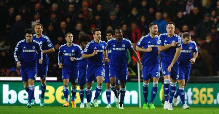 Chelsea spremio dva igrača i novac za zvijezdu Redsa