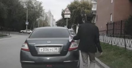 VIDEO: Nova tehnika krađe automobila: Za ovo je dovoljan samo list papira
