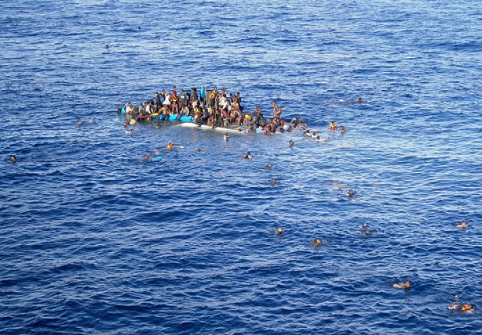 Potonule dvije brodice sa migrantima, poginulo pet osoba