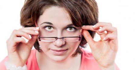 Pomoću ove slike otkrijte trebaju li vam dioptrijske naočale