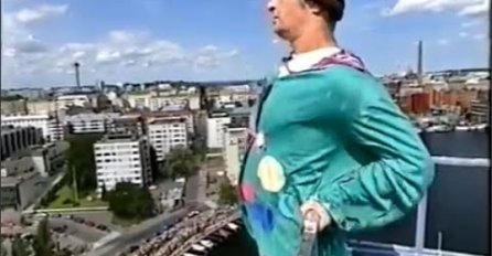 (VIDEO) To mu nije trebalo: Ovaj skok ga je koštao jetre i gomile kostiju!