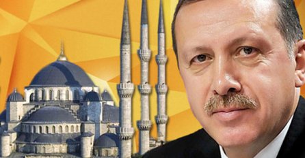 OVO JE 'ZAPALILO' DRUŠTVENE MREŽE: Recep Tayyip Erdogan uči Kur'an
