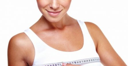  Prestanite žaliti što nemate velike grudi: Žene s malim grudima su u prednosti