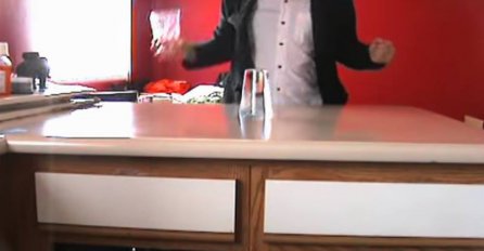(VIDEO) MAGIČNI TRIK S VODOM: Ovo uspijeva samo najspretnijim znalcima!
