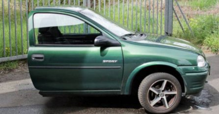 Prekinuo je s djevojkom, pa je svu imovinu podijelio - pilom