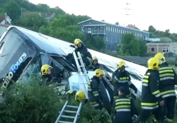 OVO JE NAJSTRAŠNIJA PRIČA IZ AUTOBUSA SMRTI: Žena koja je poginula molila je da sjedne upravo na to mjesto!