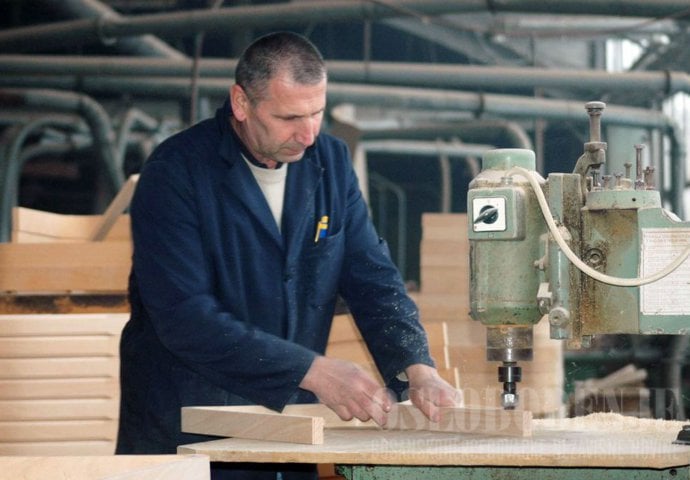 SUROVA BH. REALNOST: Zatvorit ćemo fabriku, ne može se raditi za četiri KM po danu