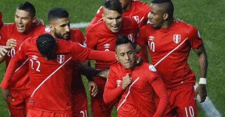 Hat-trick Guerrera, Peru pobjedio Boliviju
