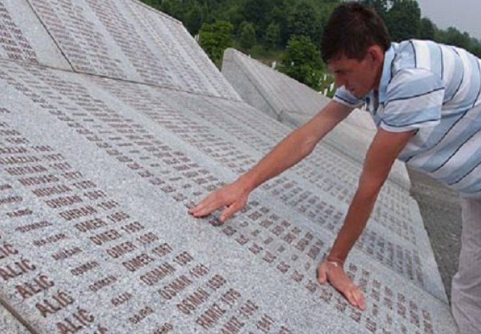 Holandija uputila izvinjenje za smrt Bošnjaka u Srebrenici