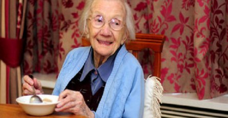 Ova bakica (109) dala je najneobičaniji  savjet za DUG I SRETAN ŽIVOT