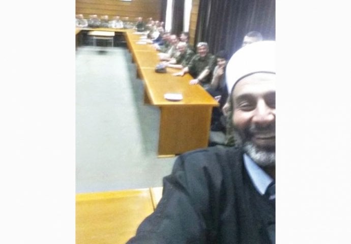 I muftija praktikuje selfi