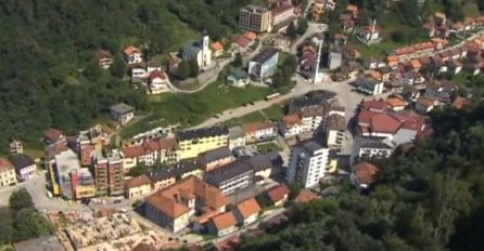 Srebrenica: Večeras stigao kamion sa 140 prehrambeno-higijenskih paketa namijenjenih povratnicima