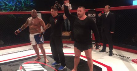 Denis Stojnić pobijedio Amerikanca Might Moa