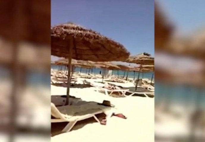 Objavljen video od 11 minuta: Pogledajte kakav užas je zavladao na plaži u Tunisu