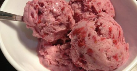 Napravite 100% prirodan sladoled: Tri sastojka i gotov za pet  minuta!