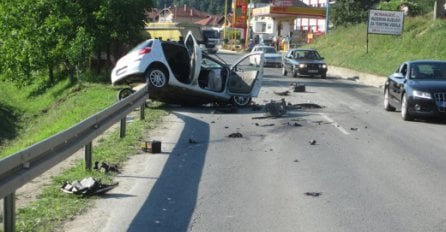 SREBRENIK: U teškoj saobraćajnoj nesreći poginula jedna osoba