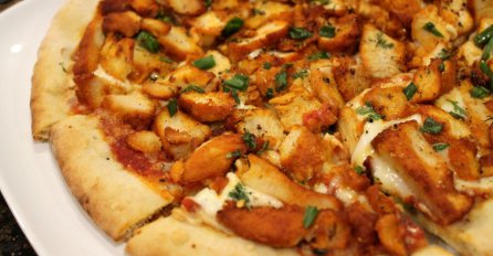 Prijedlog za neobičan iftar: Pizza s tandoori piletinom