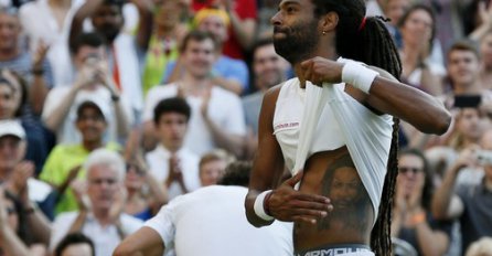 NOVA TENISKA SENZACIJA: Nije se šišao 19 godina, živio u kamperu pa izbacio Nadala