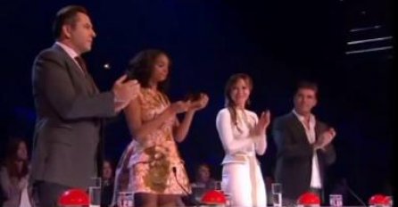 PROBAJTE NE ZAPLAKATI: Emotivniji nastup se ne pamti!