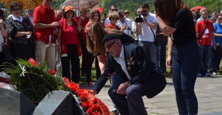 Incident na obilježavanju bitke na Kozari: Udaljeni zbog partizanskih pjesama