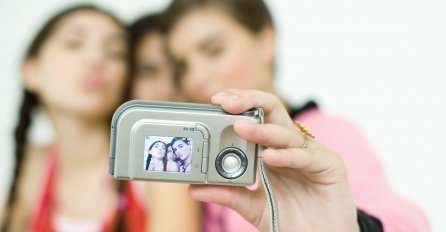 NAUČNA STUDIJA: Selfie otkriva mnogo više o vama nego što mislite