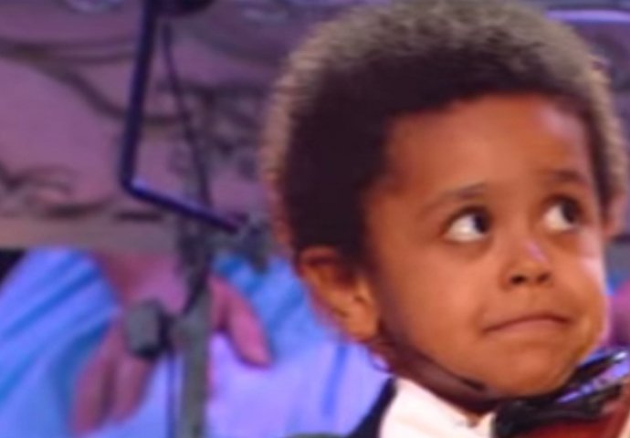 On ima samo 5 godina a podigao je svu publiku na noge svojom izvedbom!