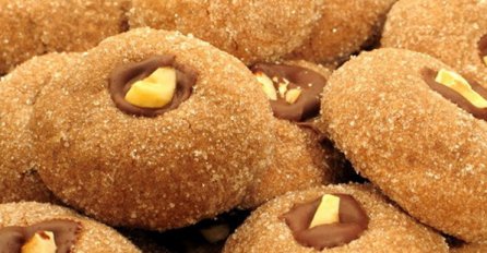 Keksići sa čokoladnim punjenjem