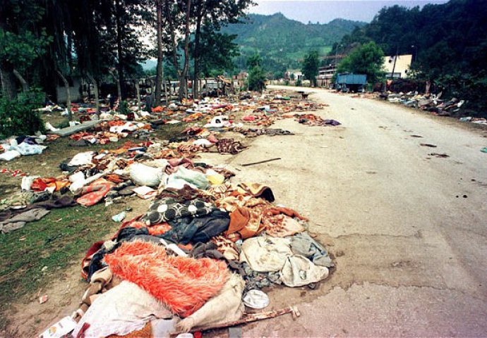 Holanđani više ne žele da šute: Otkriveno kako je Grčka učestvovala u genocidu u Srebrenici