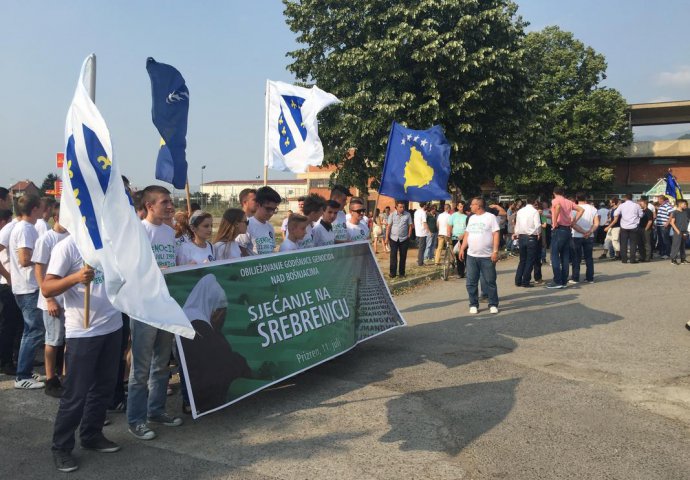 Kosovo: Održan "Prizrenski marš mira za Srebrenicu"