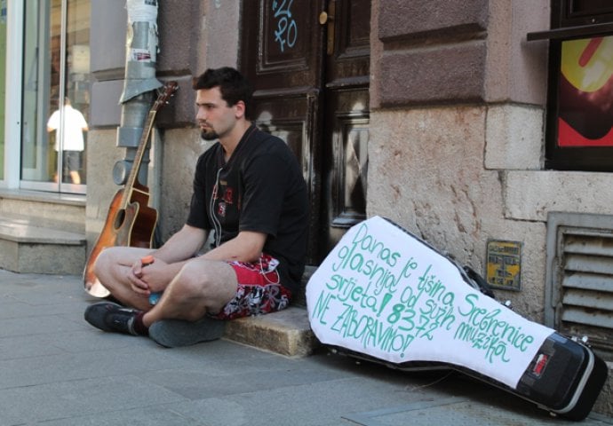 Danas je tišina glasnija od svih muzika (FOTO)