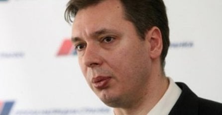 Vučić: Pozivam Srbe da nikada više ne dignu ruku na Bošnjake