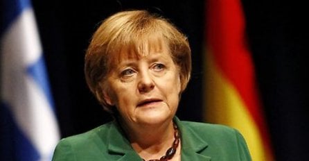 Merkel i ostale članice eurozone tražili Tsiprasovu ostavku