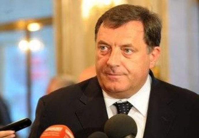 Dodik dirnut reakcijom majki Srebrenice nakon napada na Vučića