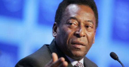 Legendarni Pele operisan u bolnici u Sao Paulu