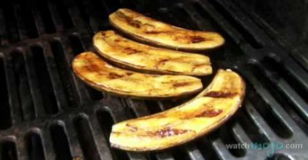 (VIDEO) Stavio je bananu na roštilj, a kad vidite rezultat odmah ćete uraditi isto!