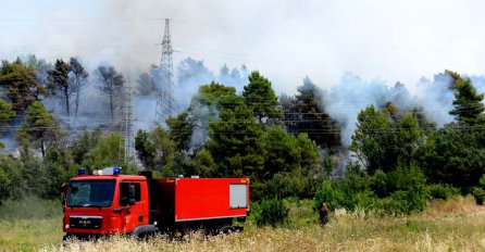 Strašne slike iz Dalmacije: Na Pelješcu je pakao, ali narod se bori