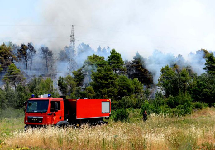 Strašne slike iz Dalmacije: Na Pelješcu je pakao, ali narod se bori